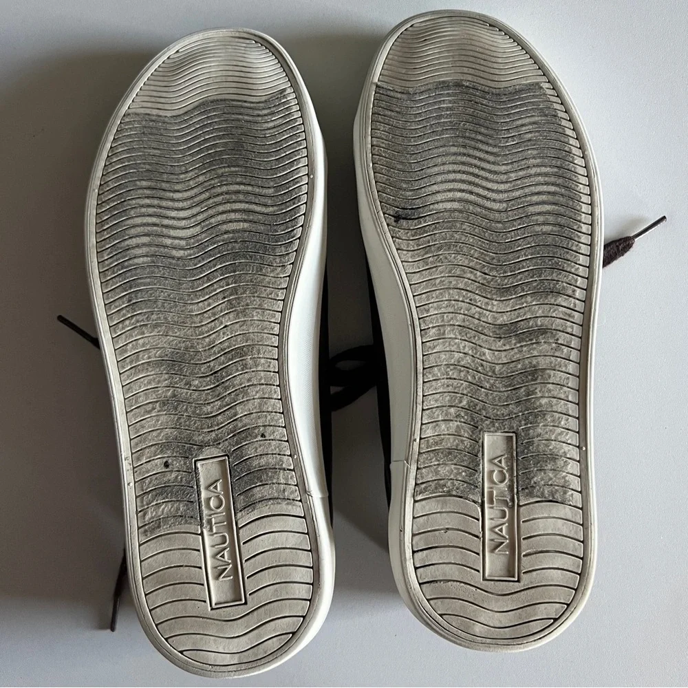 Nautica listing pair